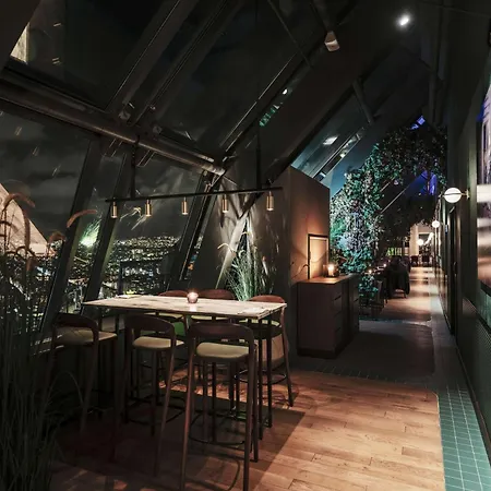 Radisson Blu Plaza Hotel, Hotel Oslo
