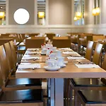 Radisson Blu Plaza Hotel, 4* אוסלו