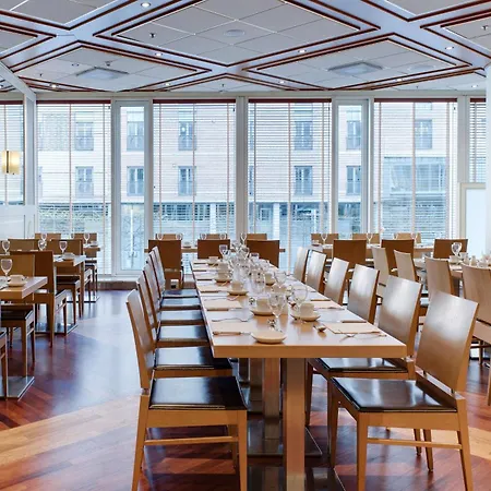Radisson Blu Plaza Hotel,