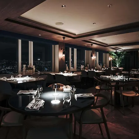 Radisson Blu Plaza Hotel,