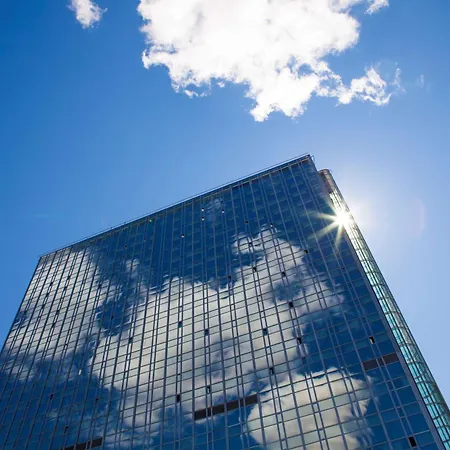 Radisson Blu Plaza Hotel, 4*