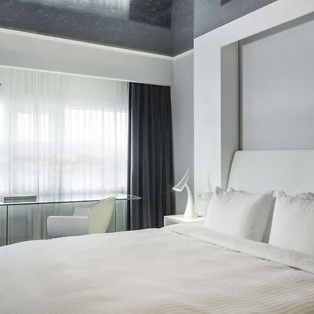 Отель Radisson Blu Plaza Hotel, Осло