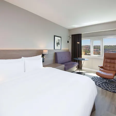 Отель Radisson Blu Plaza Hotel,