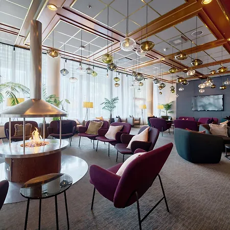 Radisson Blu Plaza Hotel, Hotel Oslo