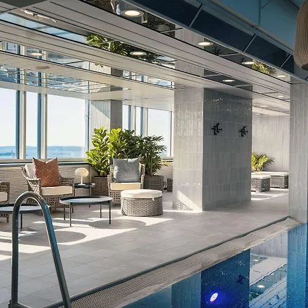 Radisson Blu Plaza Hotel, Hotel Oslo