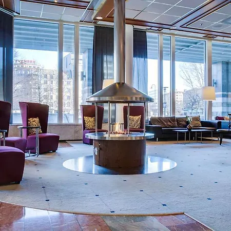 Отель Radisson Blu Plaza Hotel, 4*