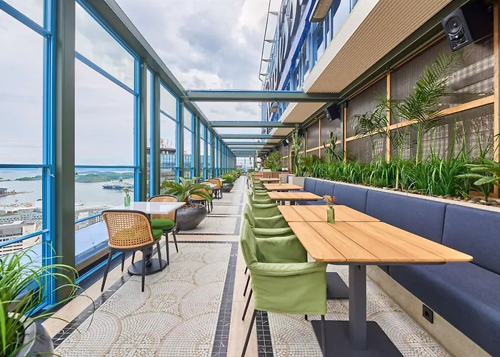 Radisson Blu Plaza Hotel, Hotel Oslo