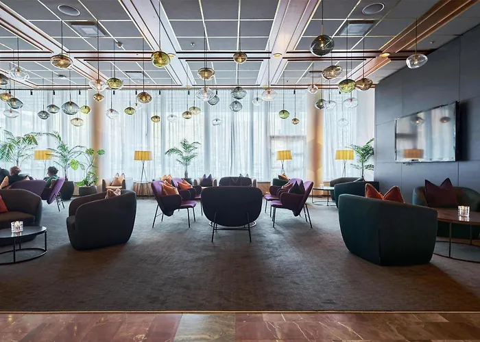 Radisson Blu Plaza Hotel, Hotel