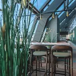 Radisson Blu Plaza Hotel, 4*
