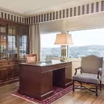 Hotel Radisson Blu Plaza Hotel, 4*
