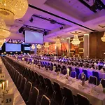 Szálloda Radisson Blu Plaza Hotel, 4*