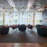 Radisson Blu Plaza Hotel, Hotel