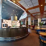 Radisson Blu Plaza Hotel, Szálloda 4*