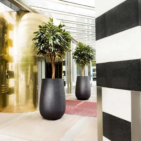 Radisson Blu Plaza Hotel, Ξενοδοχείο 4*