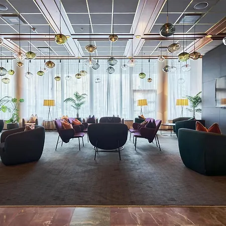 Radisson Blu Plaza Hotel, Hotel