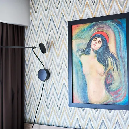 Ξενοδοχείο Radisson Blu Plaza Hotel, 4*