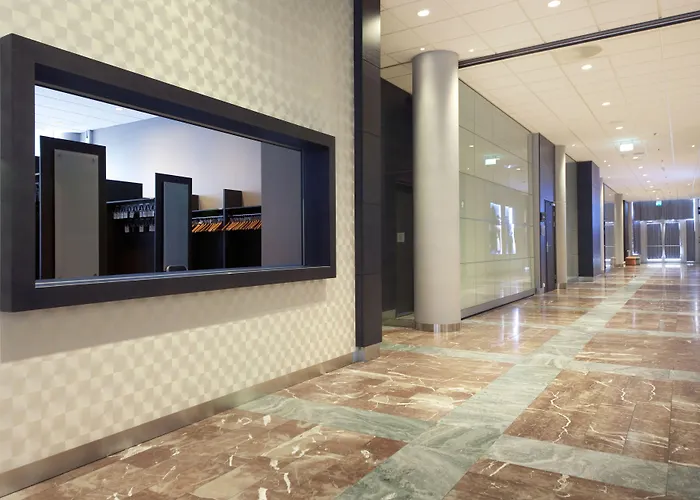 Radisson Blu Plaza Hotel, 4*