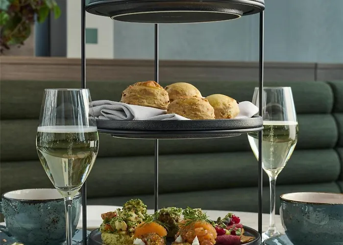 Radisson Blu Plaza Hotel, Hotell